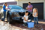 Die Kunst des Auto-Waschens zuhause: Tipps, Vorteile und Regeln